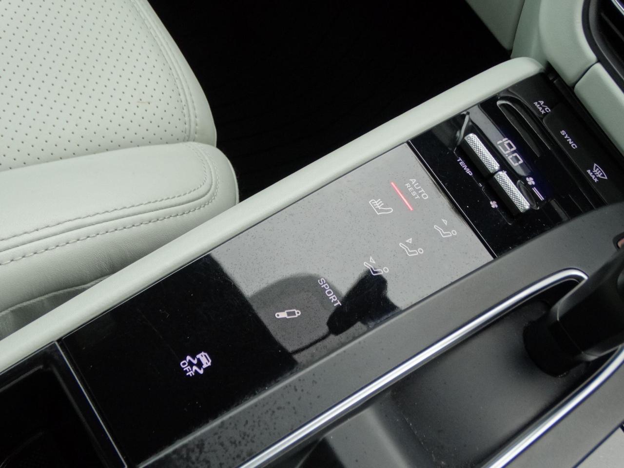 2022 Porsche 2.0T PDK 4WD Euro 6 (s/s) 5dr