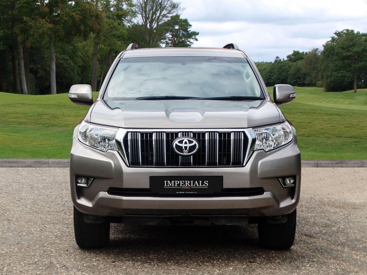 2022 Toyota 2.8D Active Auto 4WD Euro 6 (s/s) 5dr (7 Seat)