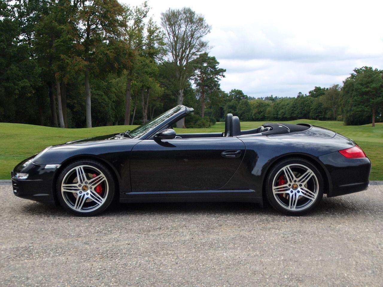 2008 Porsche 3.8 997 Carrera 4S Cabriolet Tiptronic S AWD 2dr