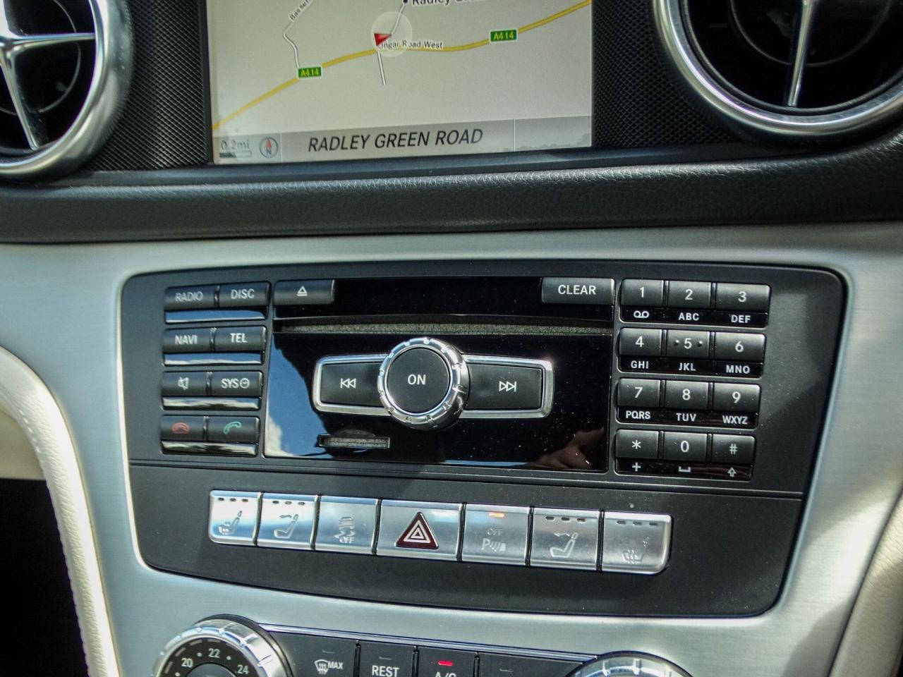 2014 Mercedes - Benz 3.0 SL400 AMG Sport Convertible 2dr Petrol G-Tronic Euro 6 (s/s) (333 ps)