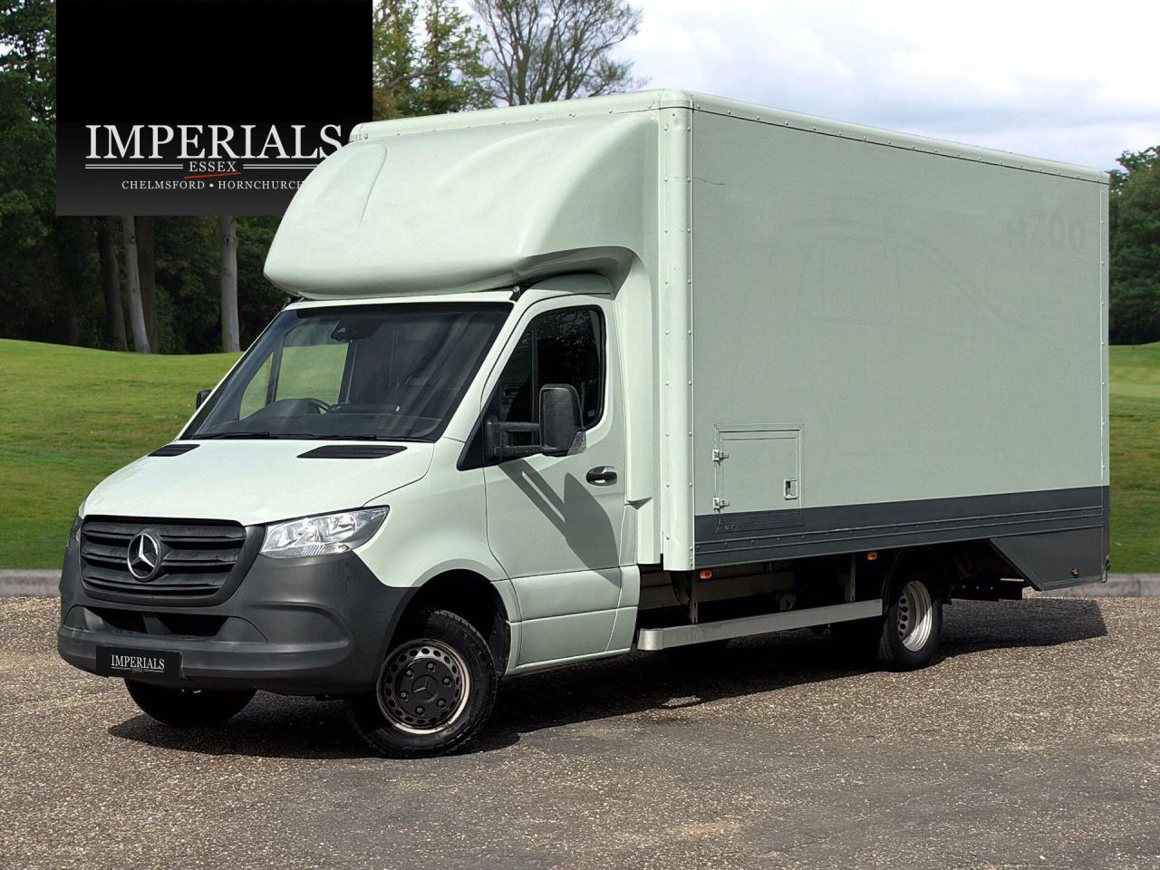 2019 Mercedes - Benz 2.1 516 CDI Chassis Cab 2dr Diesel G-Tronic+ RWD L2 Euro 6 (163 ps)