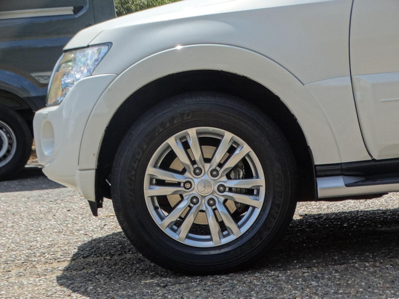 2014 Mitsubishi 3.2 DI-DC SG3 Auto 4WD Euro 5 5dr LWB