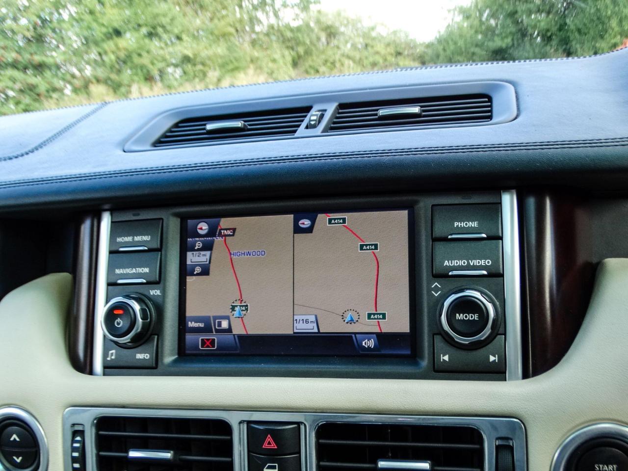 2010 Land Rover 4.4 TD V8 Vogue Auto 4WD Euro 5 5dr
