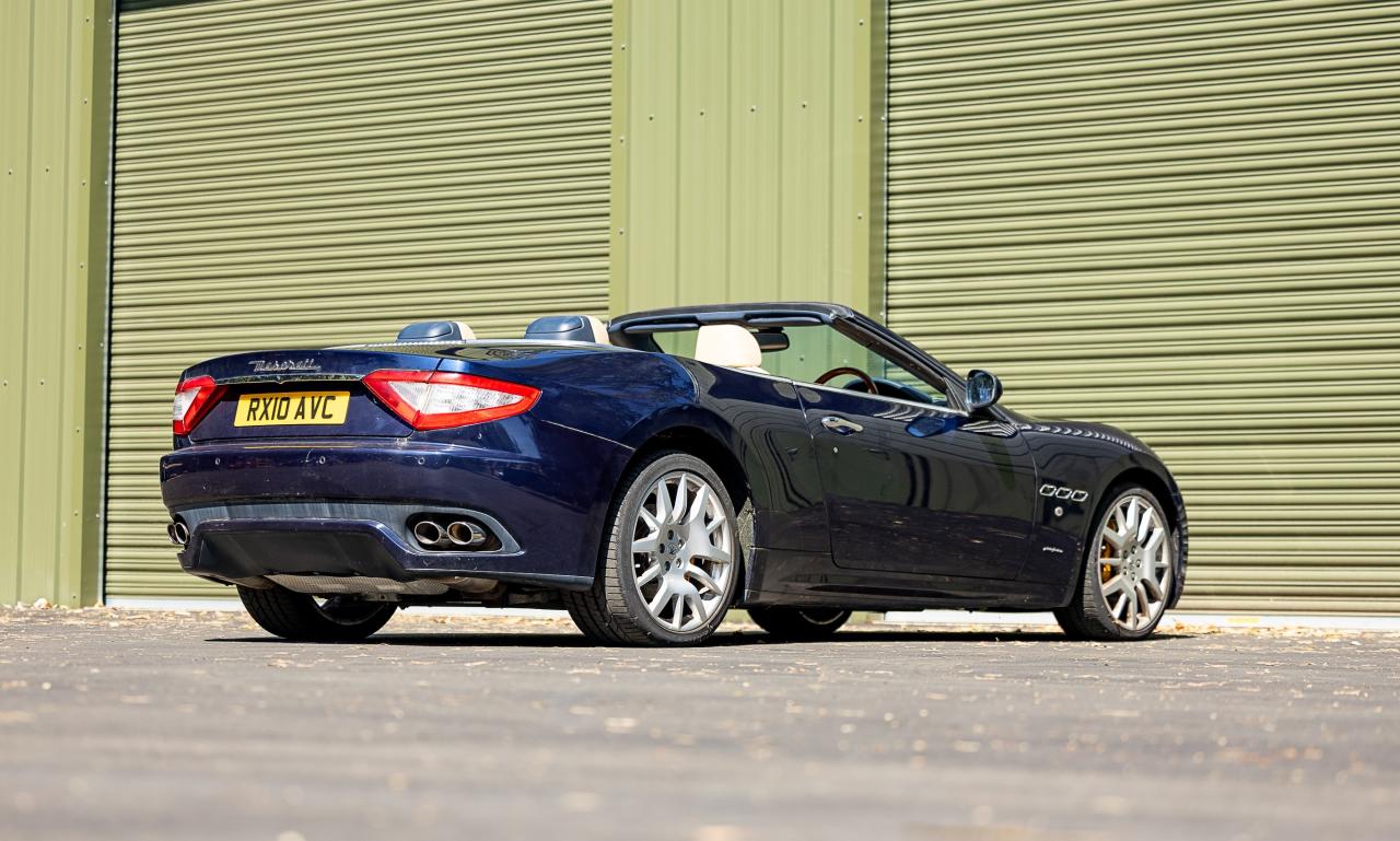 2010 Maserati Grand Cabrio