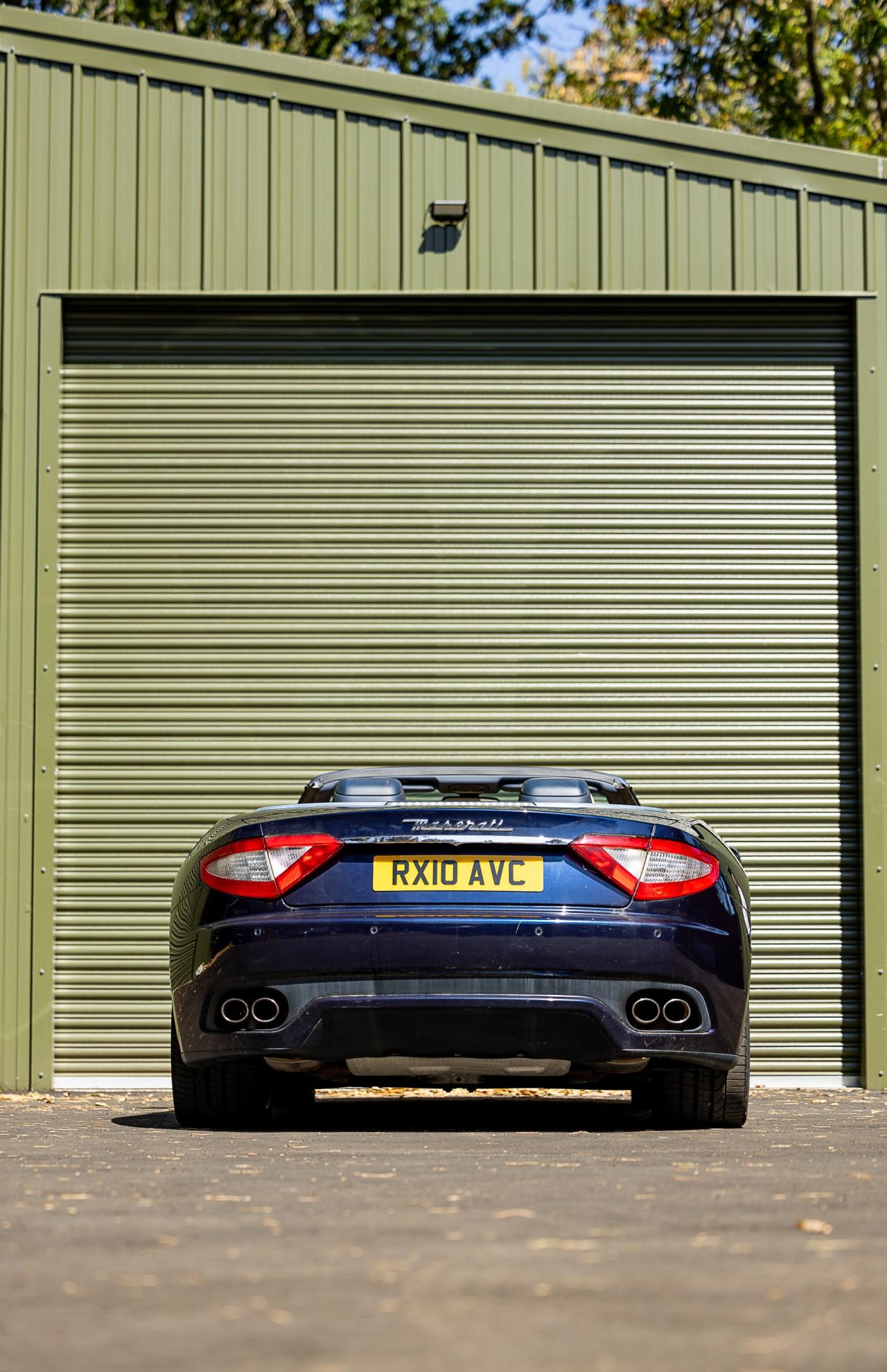 2010 Maserati Grand Cabrio