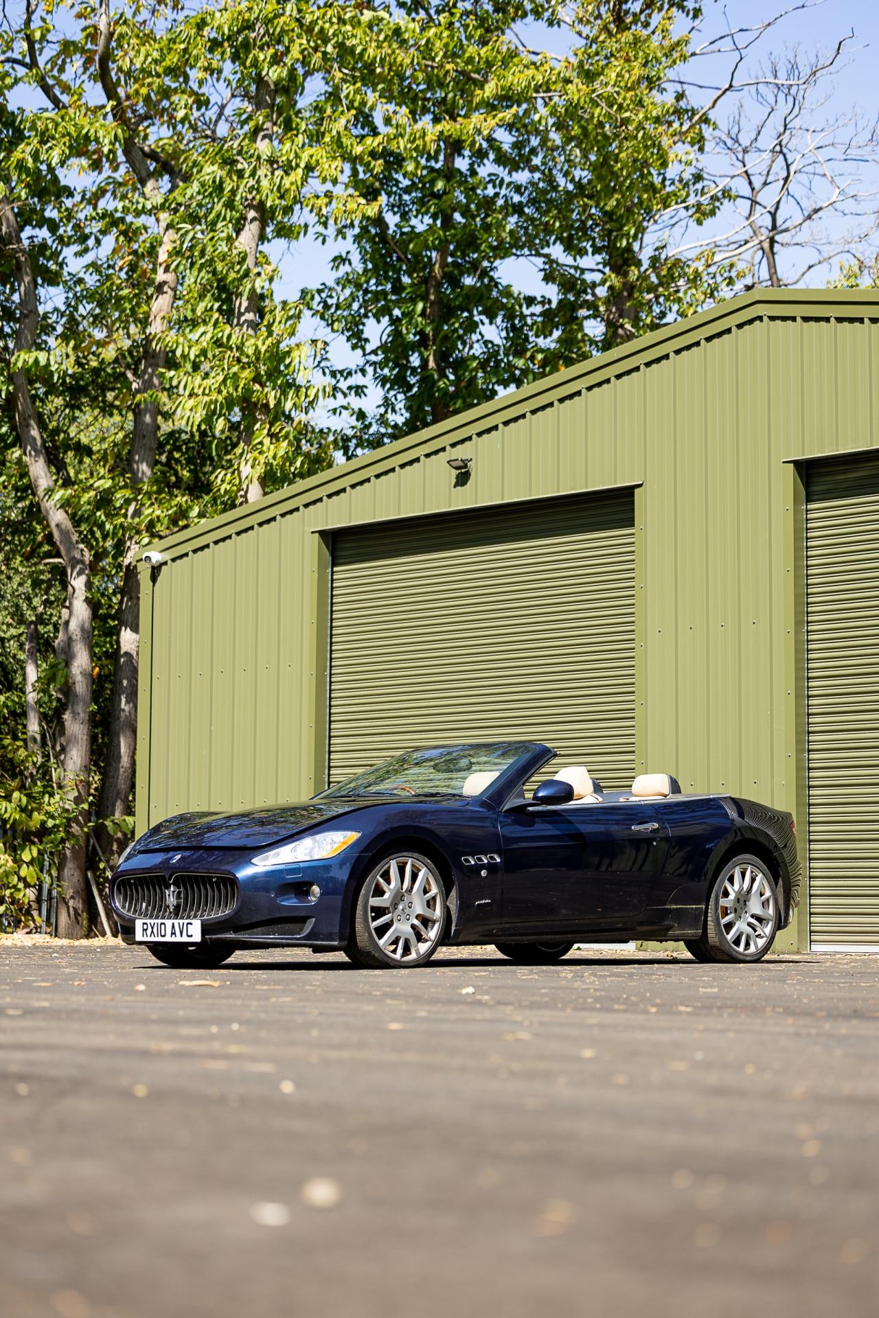 2010 Maserati Grand Cabrio