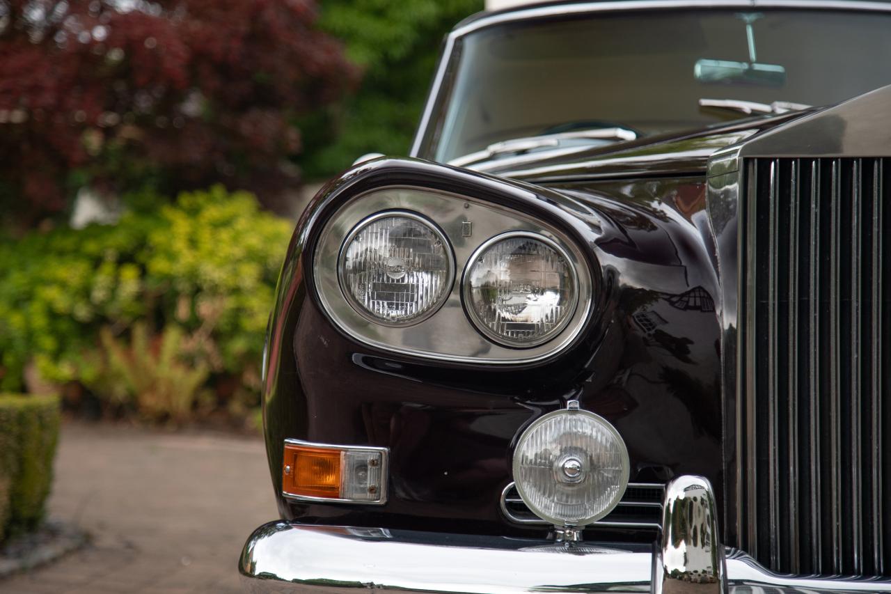 1964 Rolls - Royce Silver Cloud III by Mulliner Park Ward