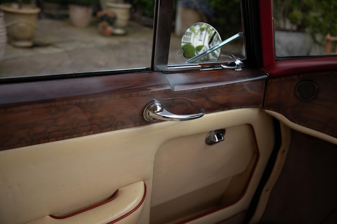 1964 Rolls - Royce Silver Cloud III by Mulliner Park Ward