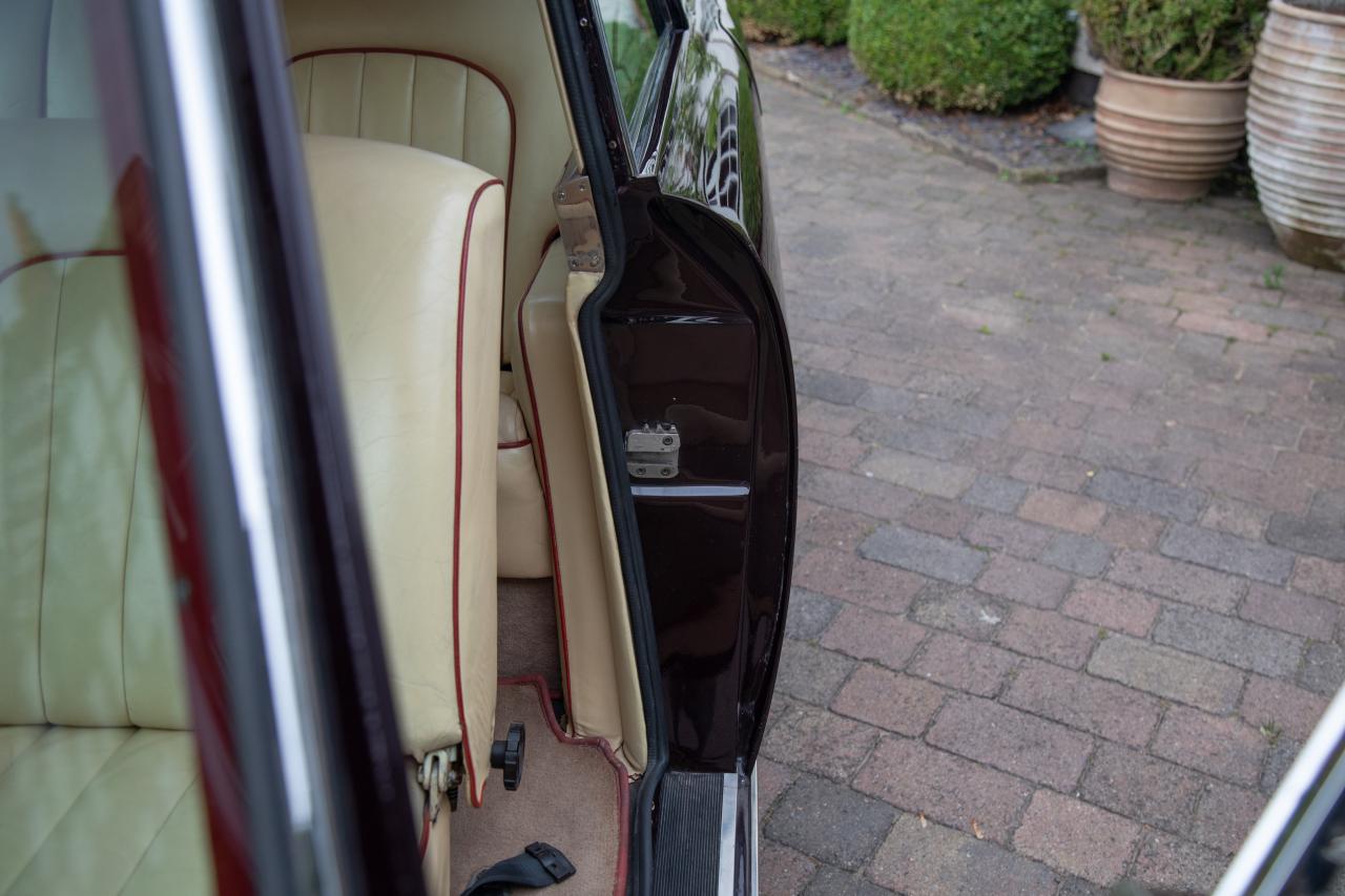 1964 Rolls - Royce Silver Cloud III by Mulliner Park Ward