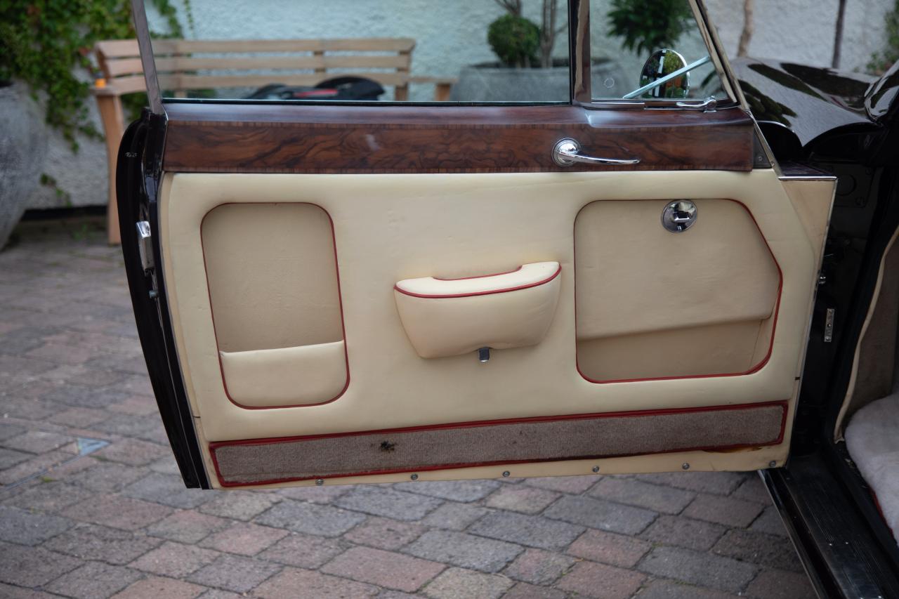 1964 Rolls - Royce Silver Cloud III by Mulliner Park Ward