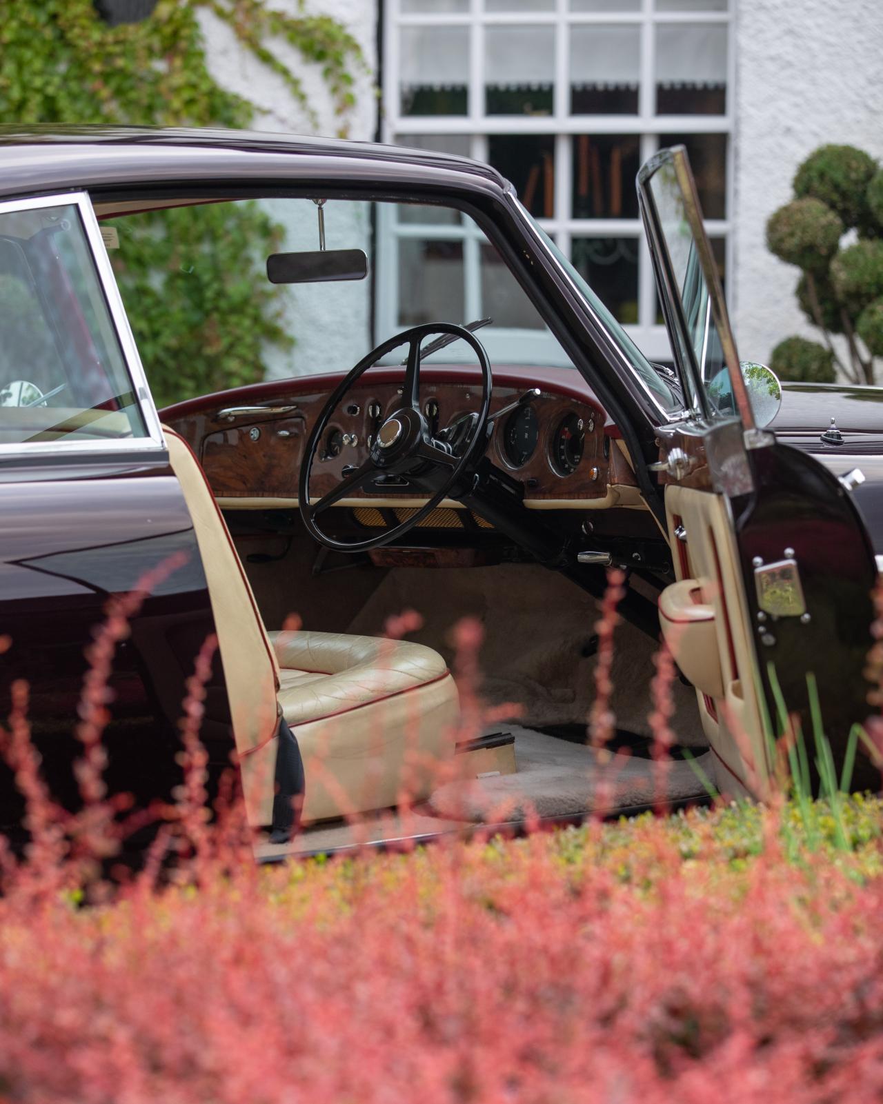 1964 Rolls - Royce Silver Cloud III by Mulliner Park Ward