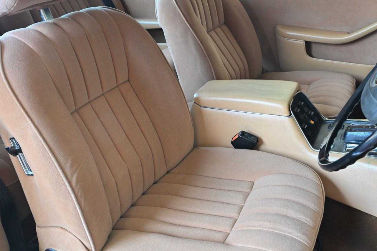 1976 Daimler Sovereign Series II Coup&eacute; (4.2 litre)