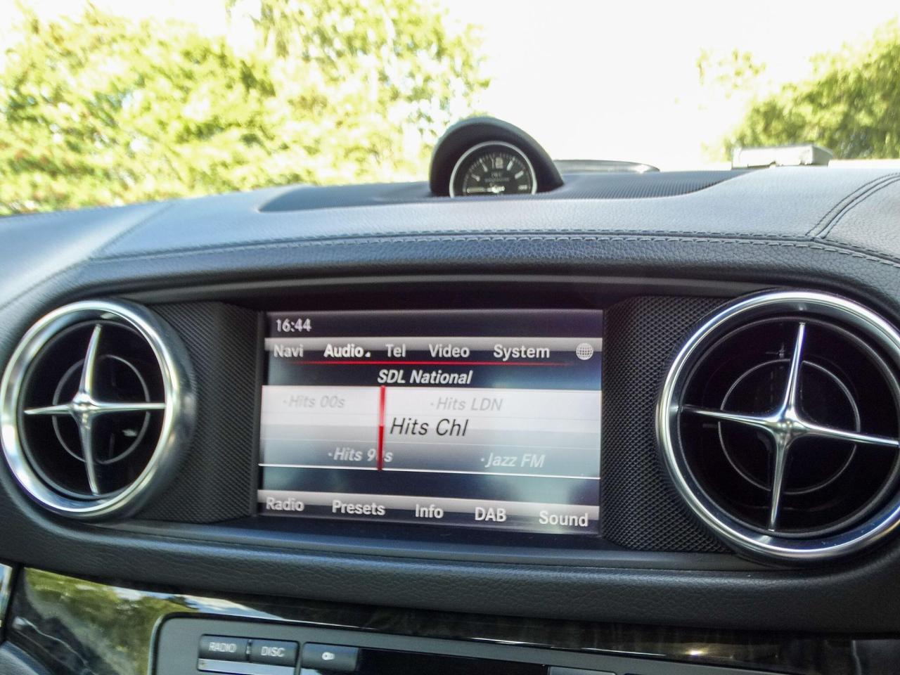 2013 Mercedes - Benz 5.5 SL63 V8 AMG SpdS MCT Euro 5 (s/s) 2dr