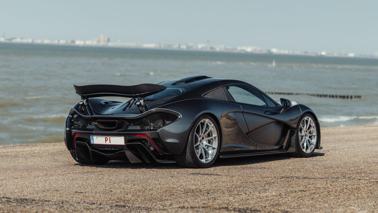 2015 Mclaren P1