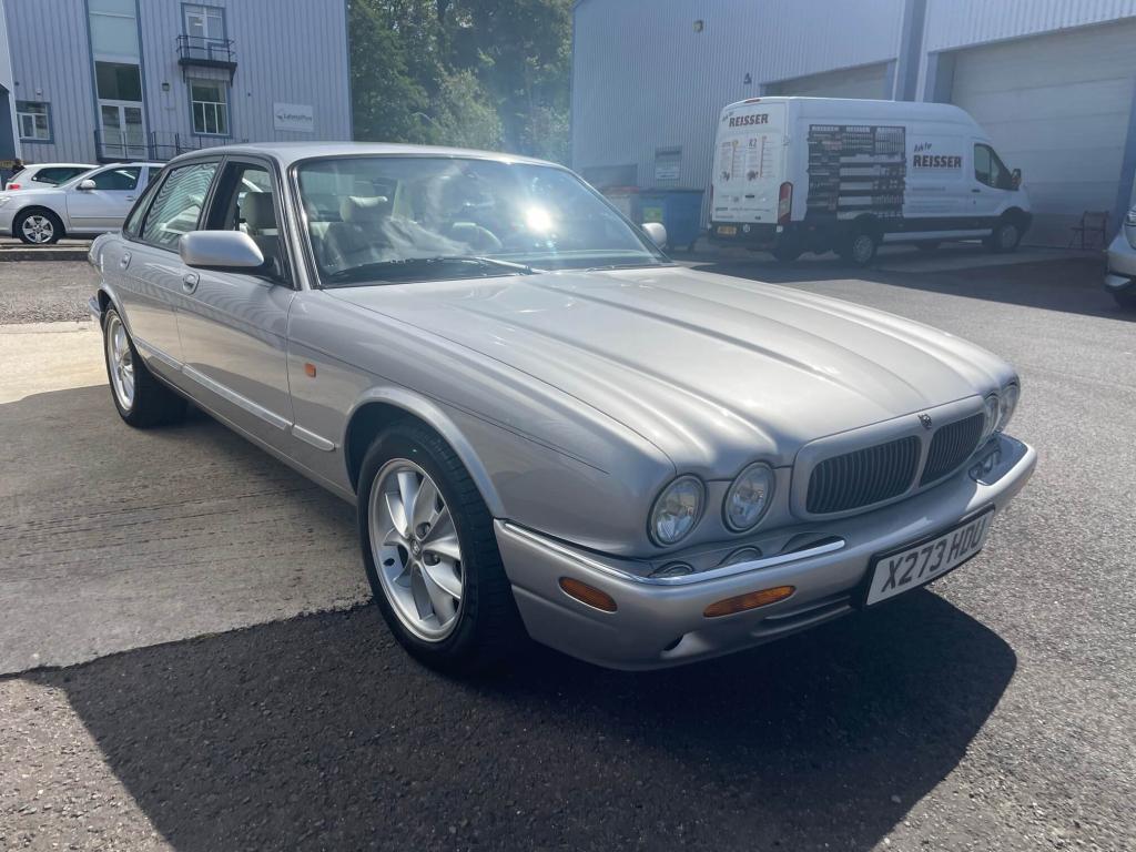 2001 Jaguar XJ Series