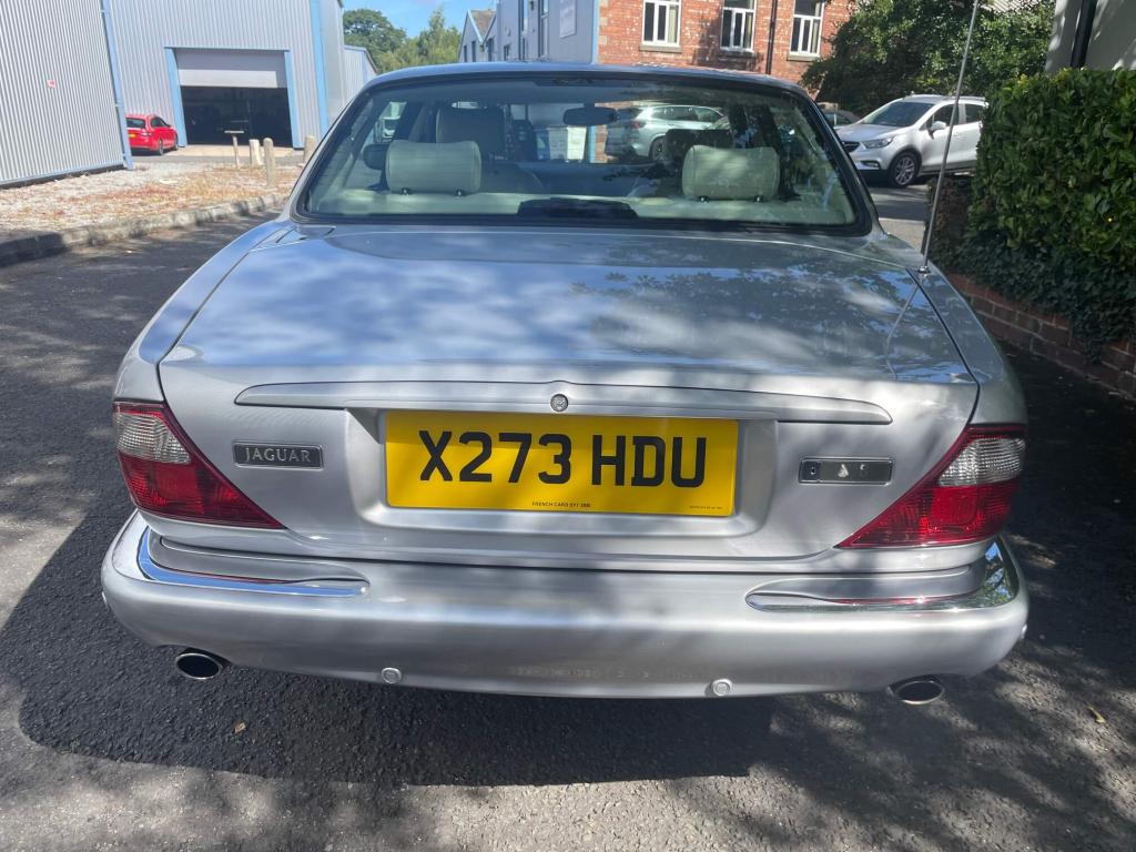 2001 Jaguar XJ Series