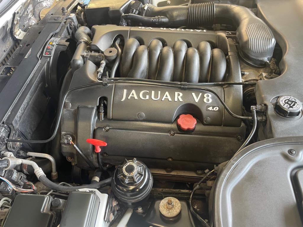 2001 Jaguar XJ Series