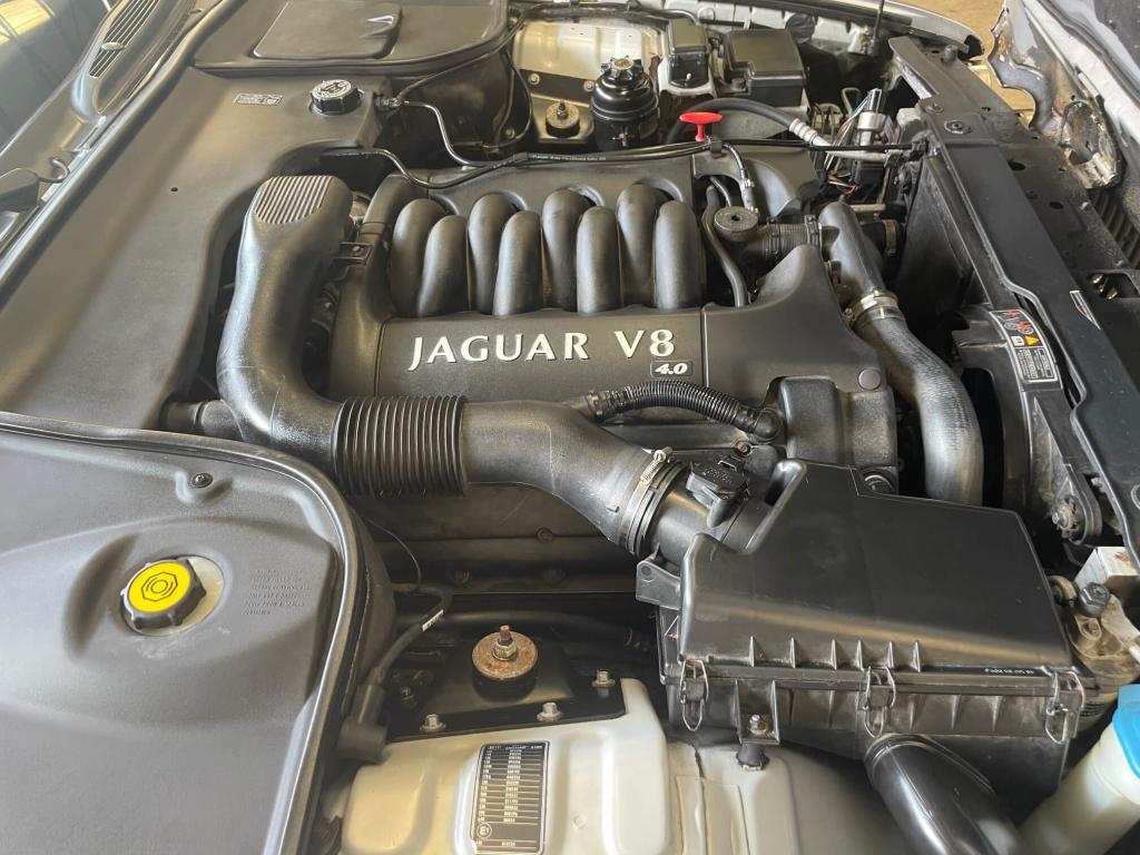 2001 Jaguar XJ Series