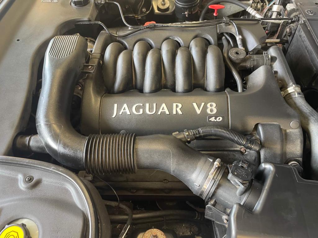 2001 Jaguar XJ Series