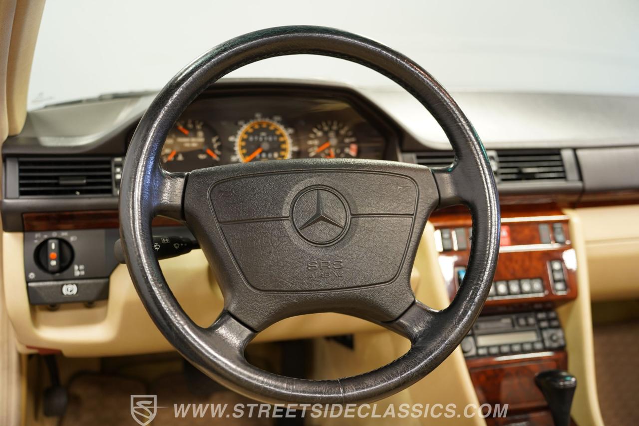 1994 Mercedes - Benz E320 Cabriolet