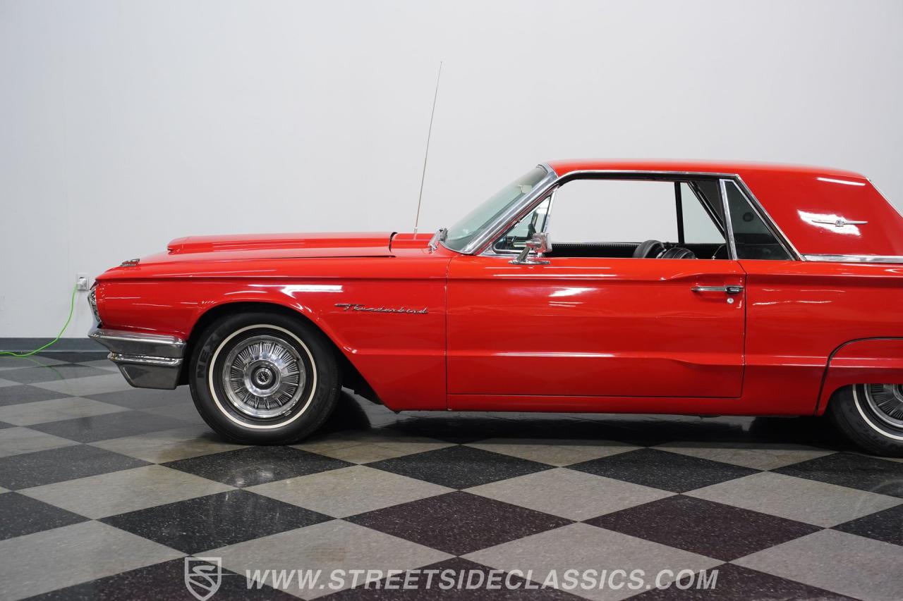 1964 Ford Thunderbird