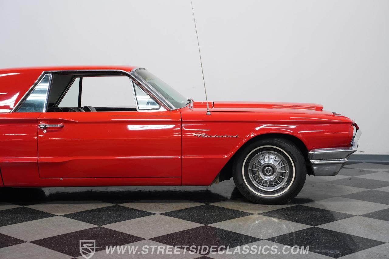 1964 Ford Thunderbird