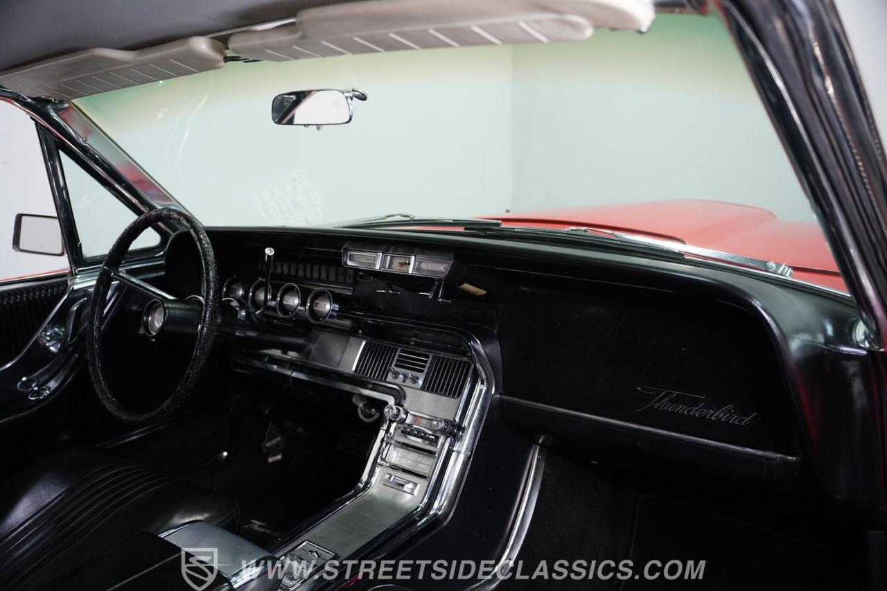 1964 Ford Thunderbird