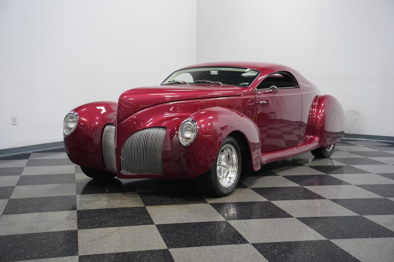 1939 Lincoln Zephyr Restomod