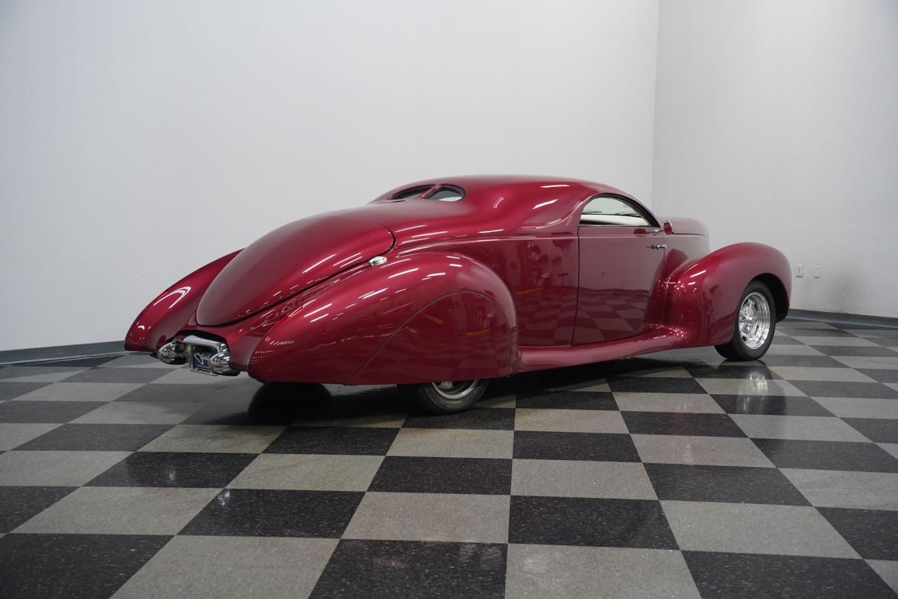 1939 Lincoln Zephyr Restomod