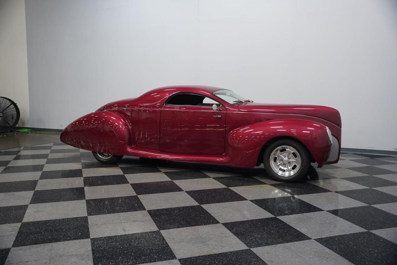 1939 Lincoln Zephyr Restomod