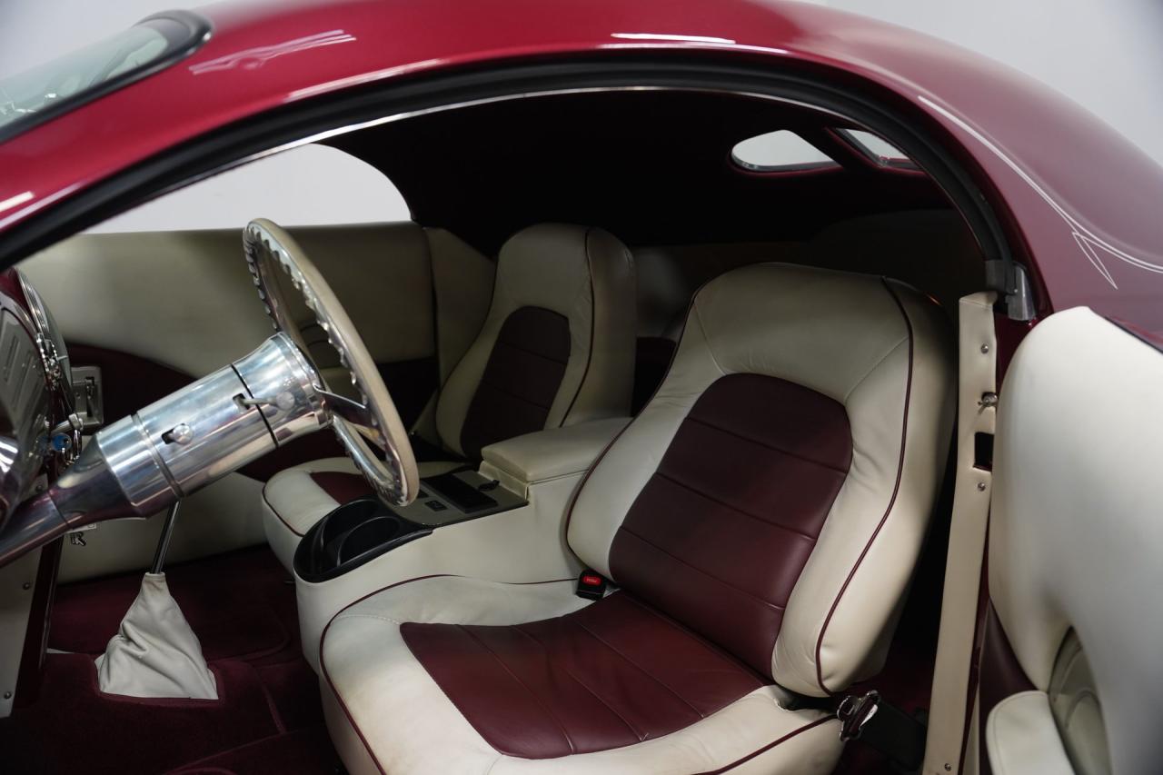 1939 Lincoln Zephyr Restomod
