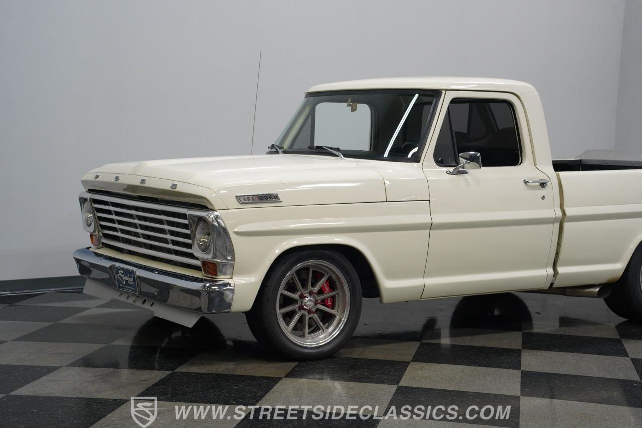 1967 Ford F-100