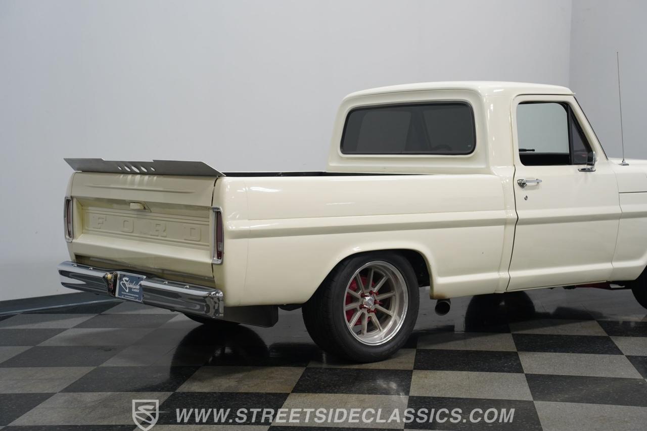 1967 Ford F-100