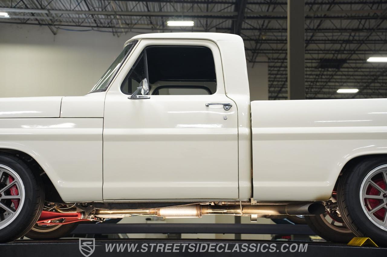 1967 Ford F-100
