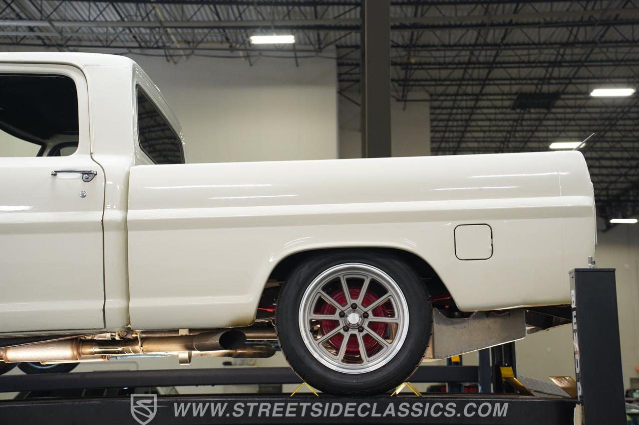 1967 Ford F-100