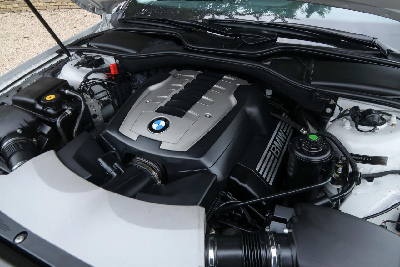 2007 BMW 750i Luxurious and stylish &ldquo;70.745 kms history&rdquo;