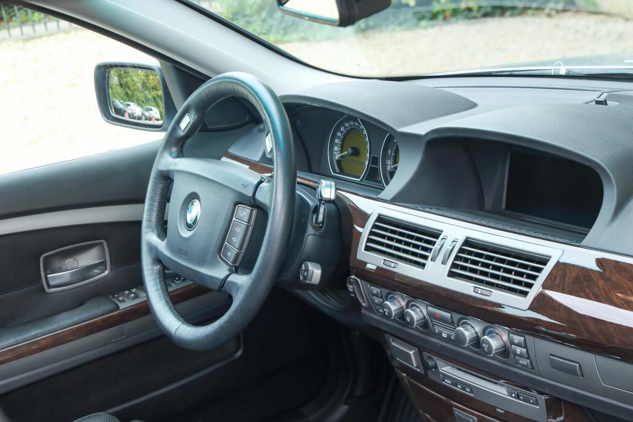 2007 BMW 750i Luxurious and stylish &ldquo;70.745 kms history&rdquo;