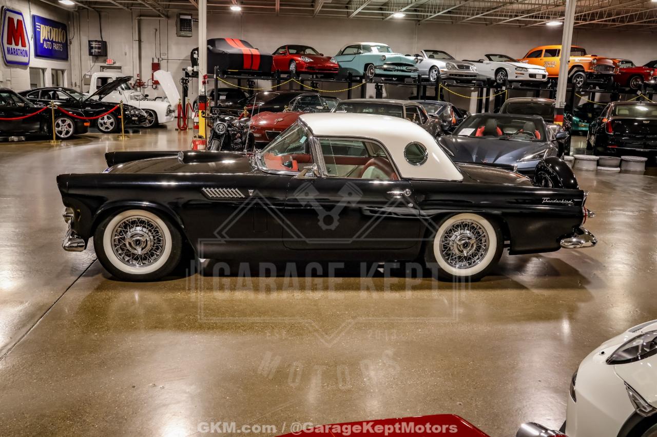 1956 Ford Thunderbird