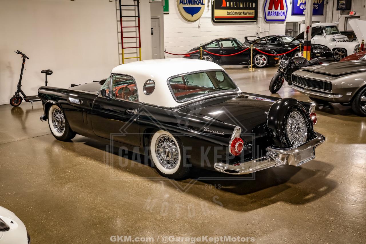 1956 Ford Thunderbird