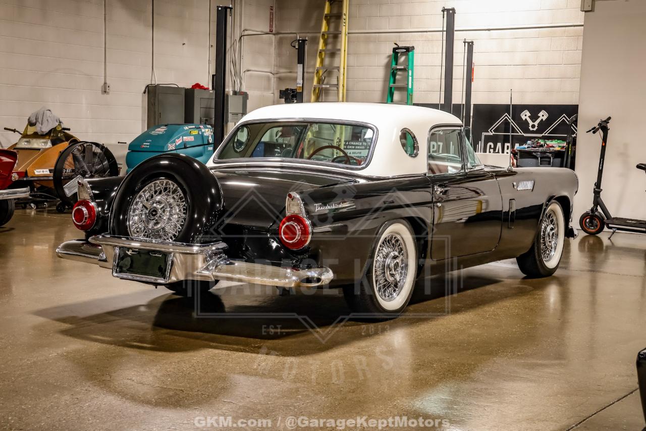1956 Ford Thunderbird