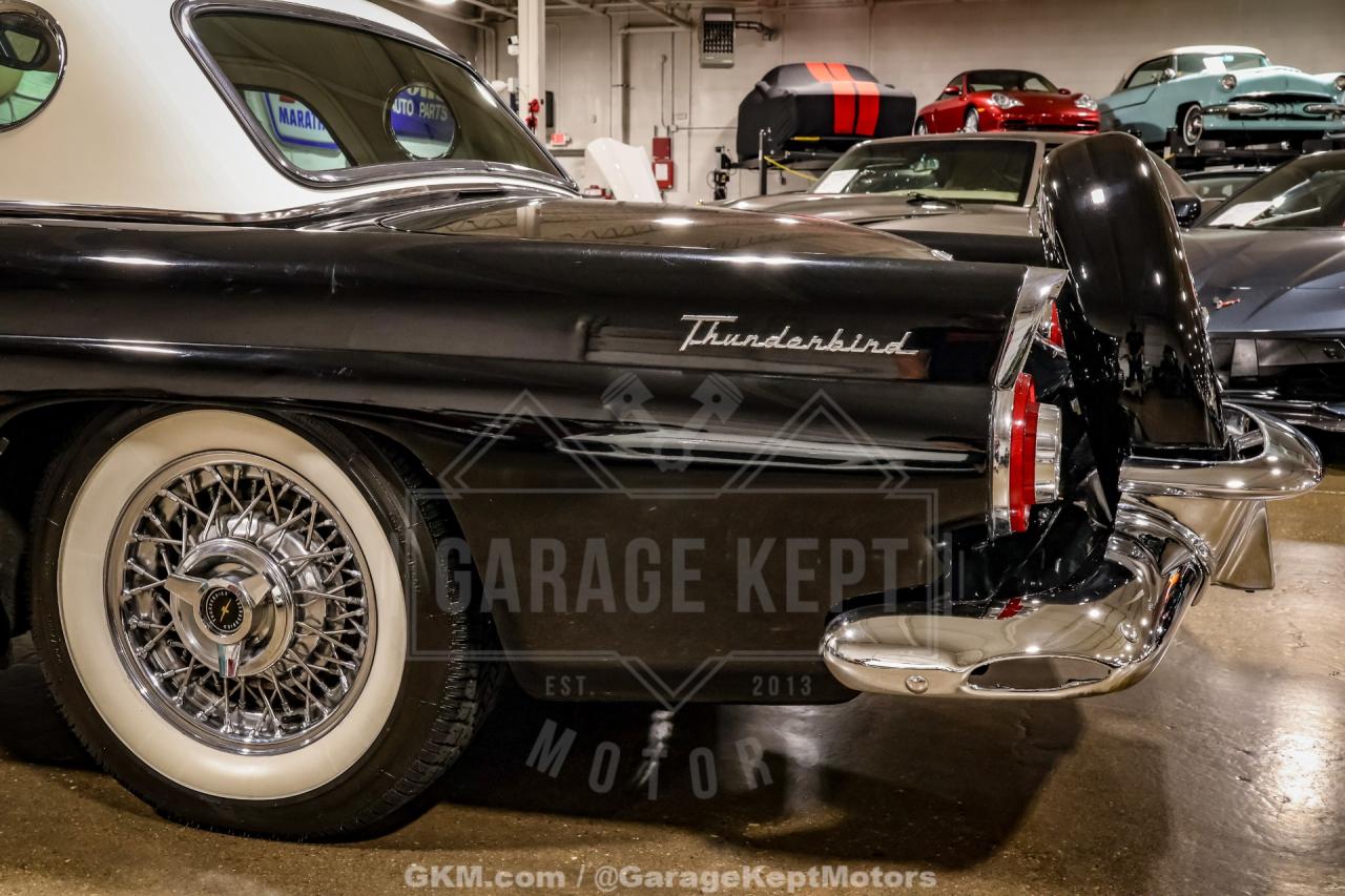 1956 Ford Thunderbird