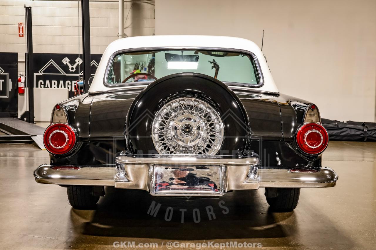 1956 Ford Thunderbird