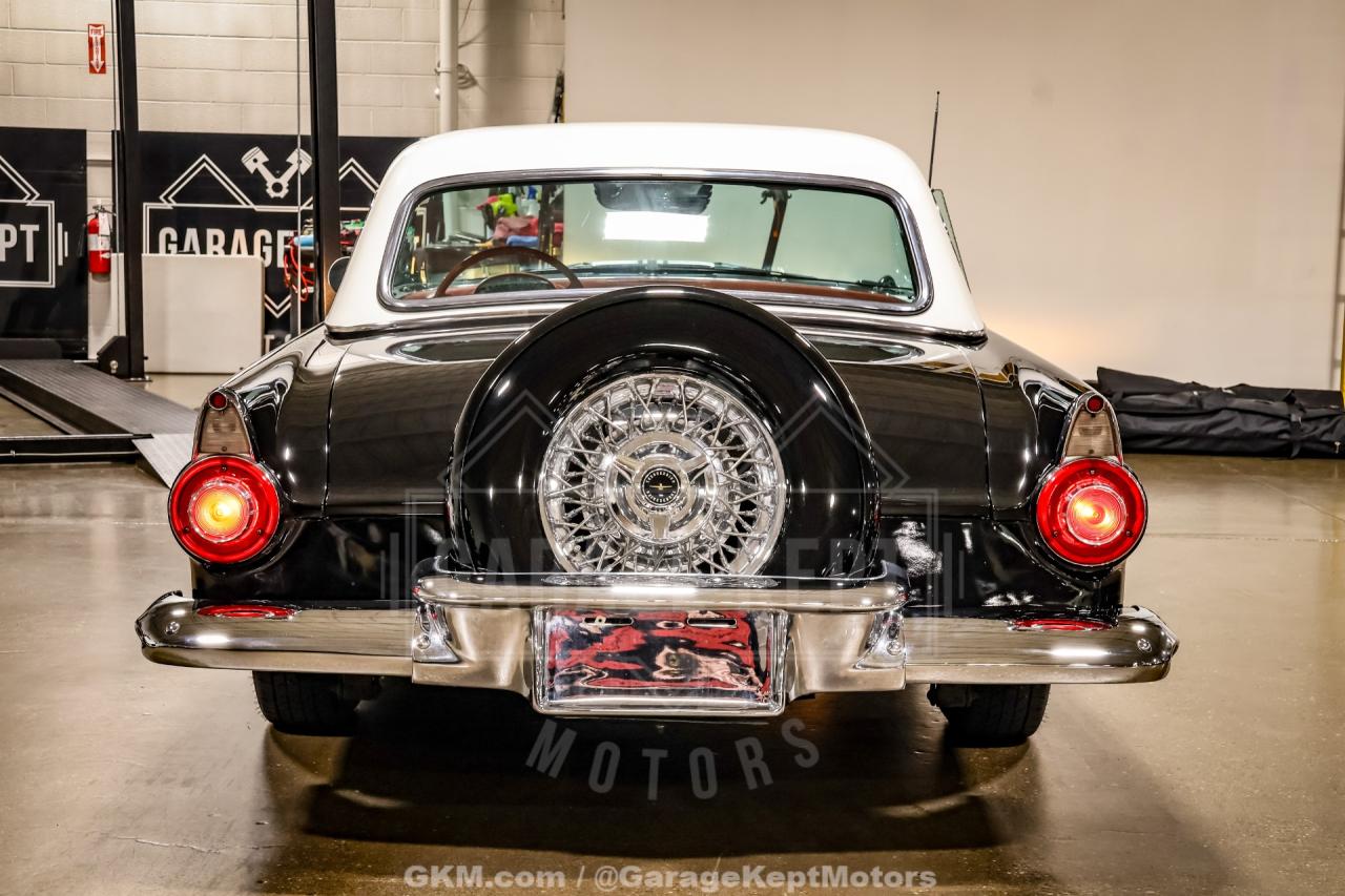 1956 Ford Thunderbird