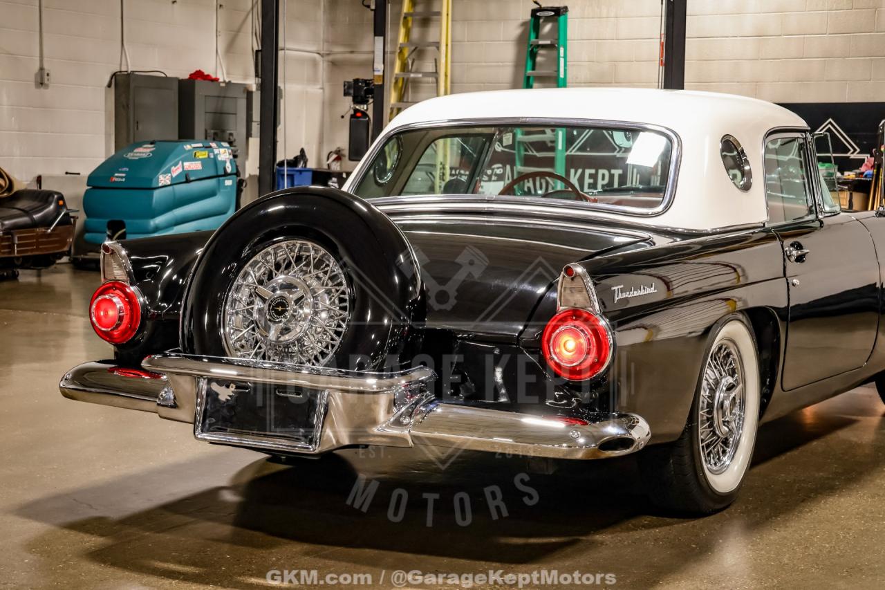 1956 Ford Thunderbird