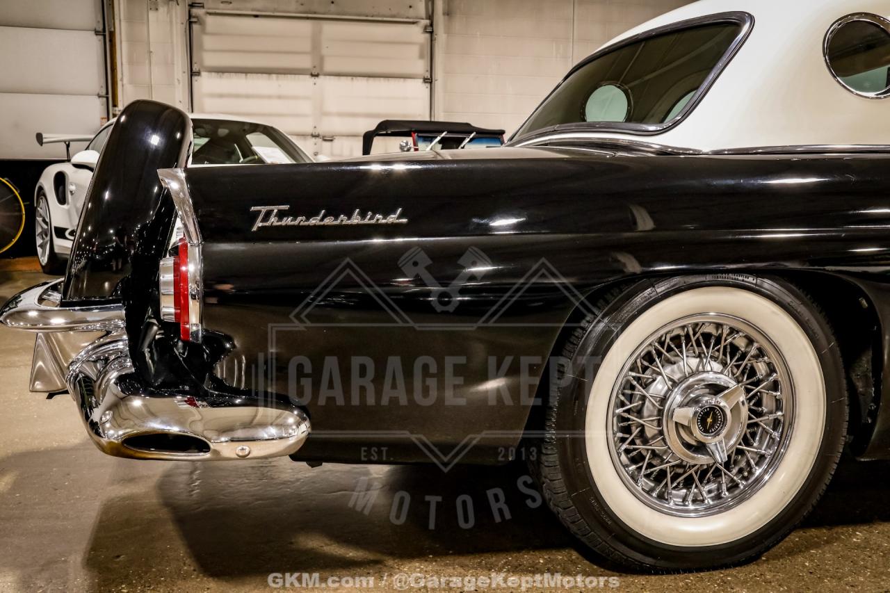 1956 Ford Thunderbird
