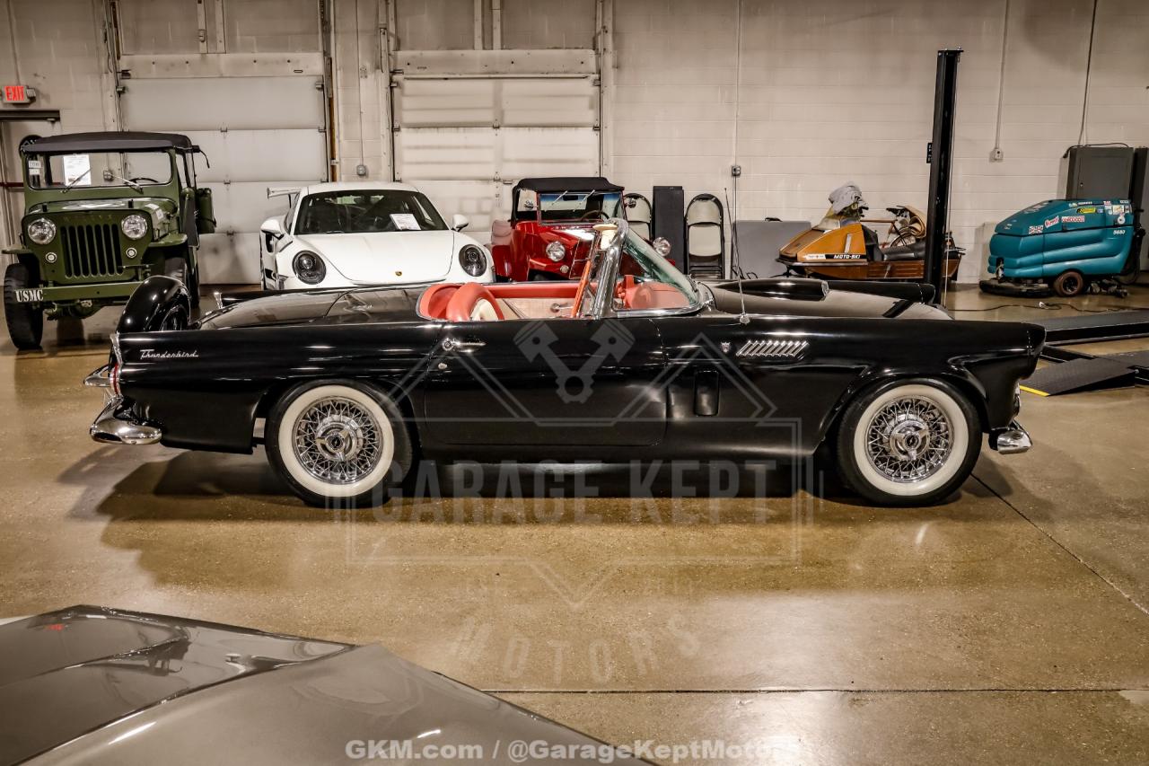 1956 Ford Thunderbird