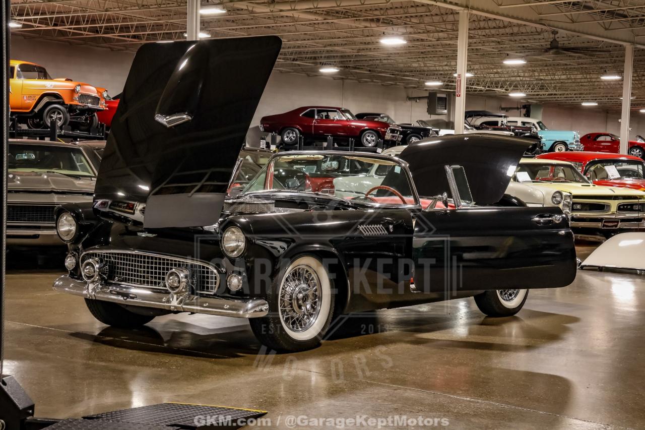 1956 Ford Thunderbird