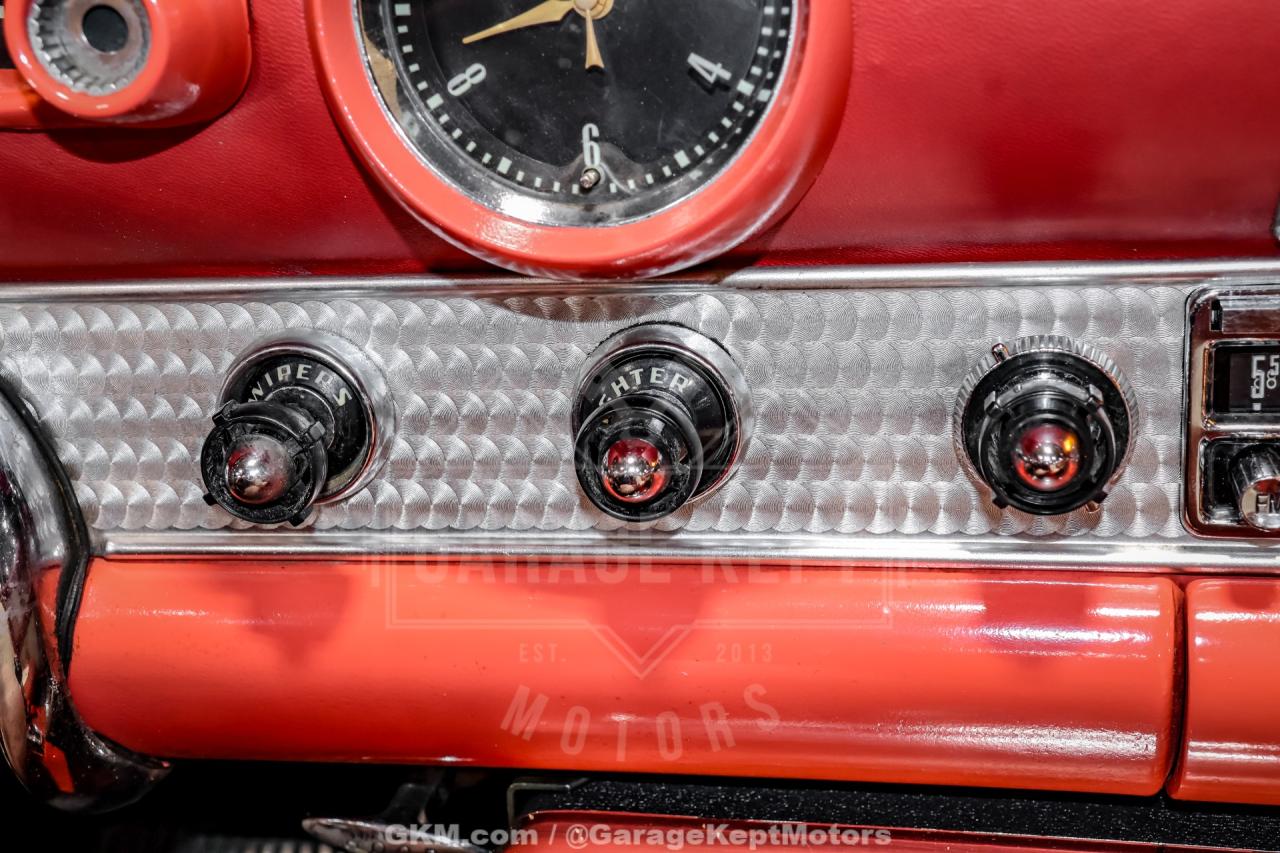 1956 Ford Thunderbird