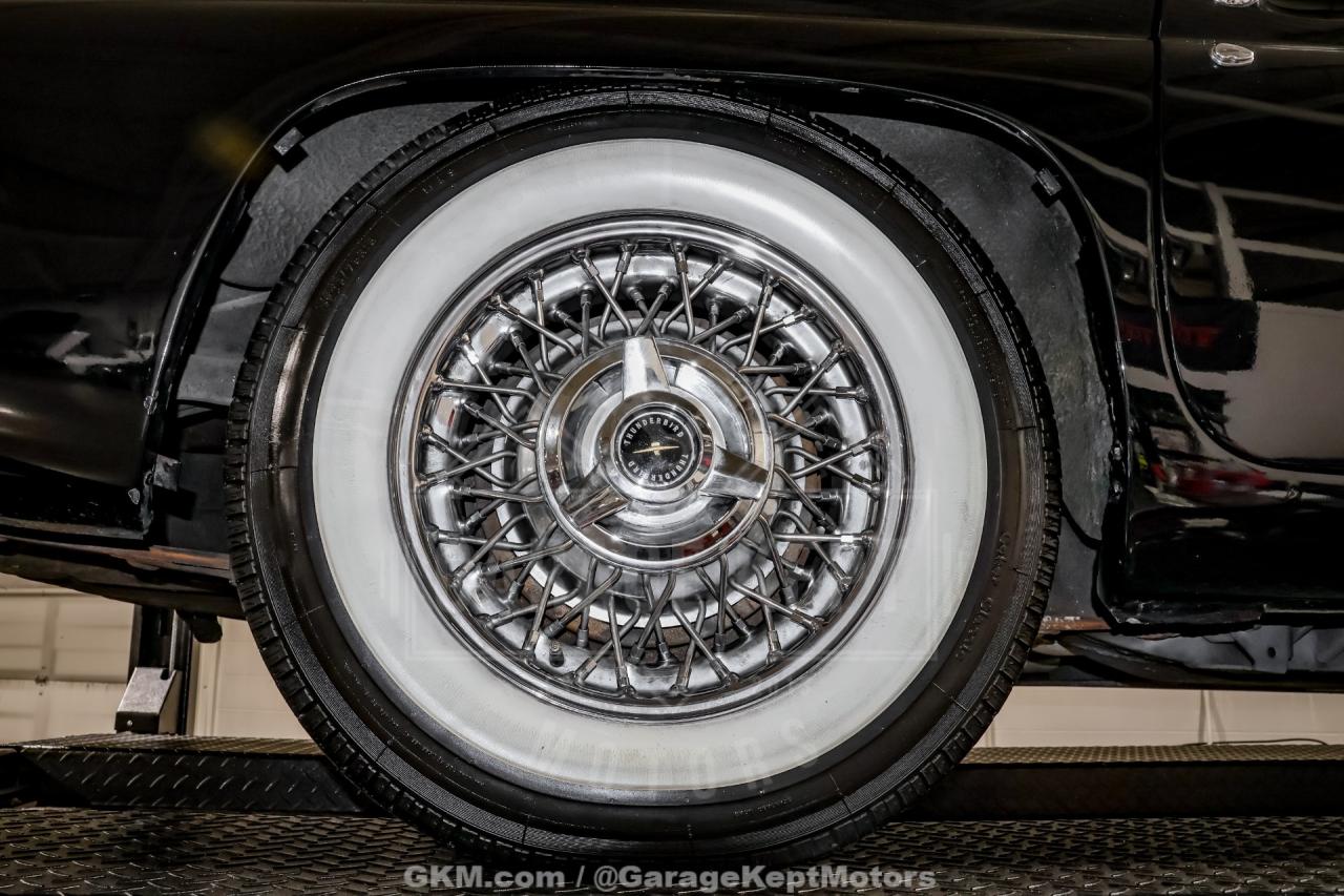 1956 Ford Thunderbird