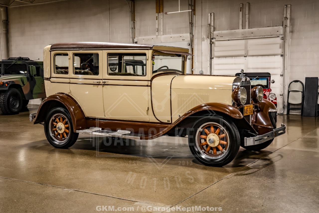 1928 Oldsmobile F-28